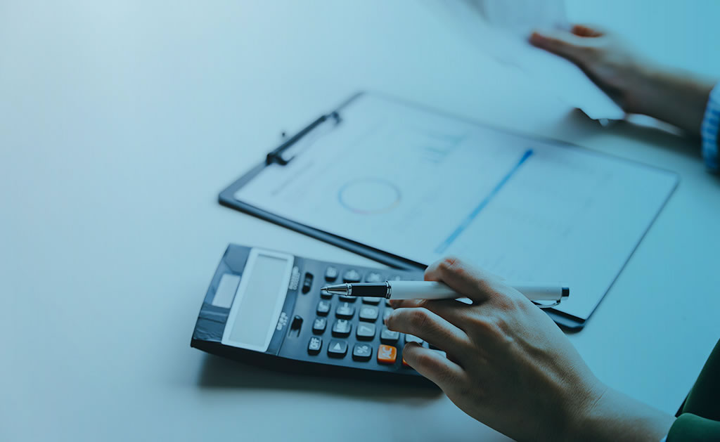 Cálculo do 13º: saiba como fazer e evite erros na folha