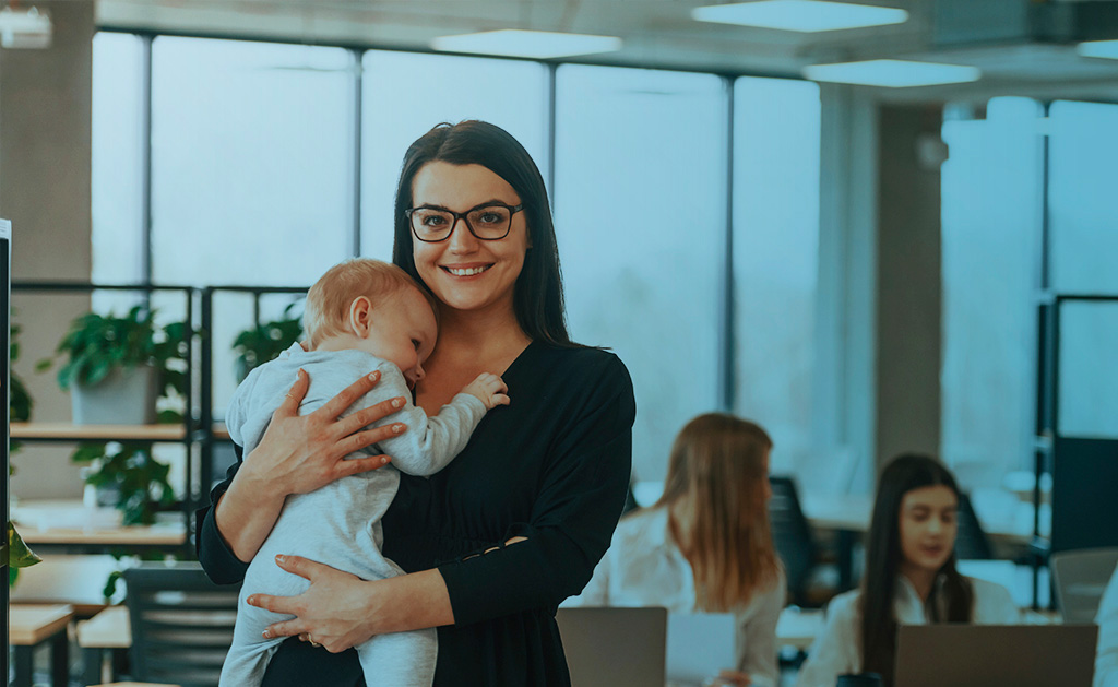 Maternidade e carreira: como o RH pode liderar a retenção de talentos femininos?